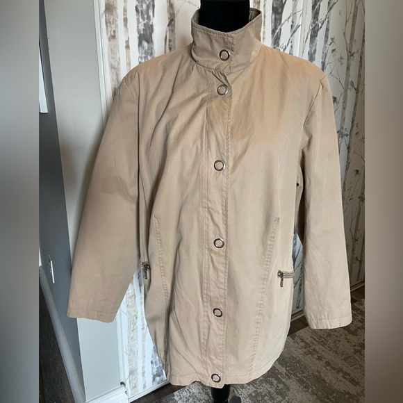 Denver Hayes spring jacket🌷 - Picture 2 of 6